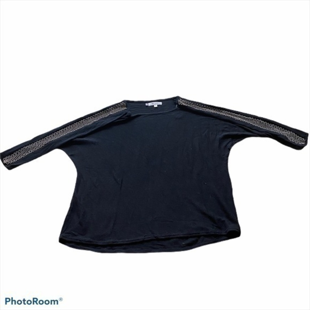 Jennifer Lopez black dress shirt